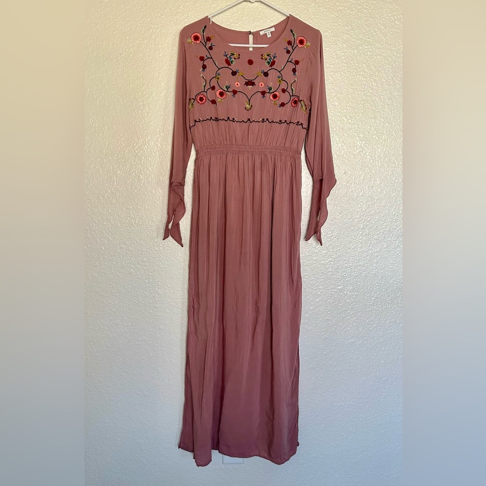 Jodifl Embroidered Maxi Dress Sz. S